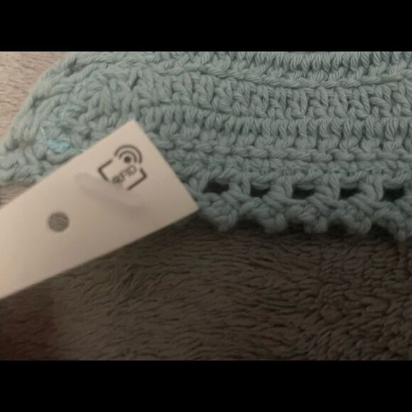 Dance & Marvel crochet crop top halter style size small never worn - Picture 3 of 8